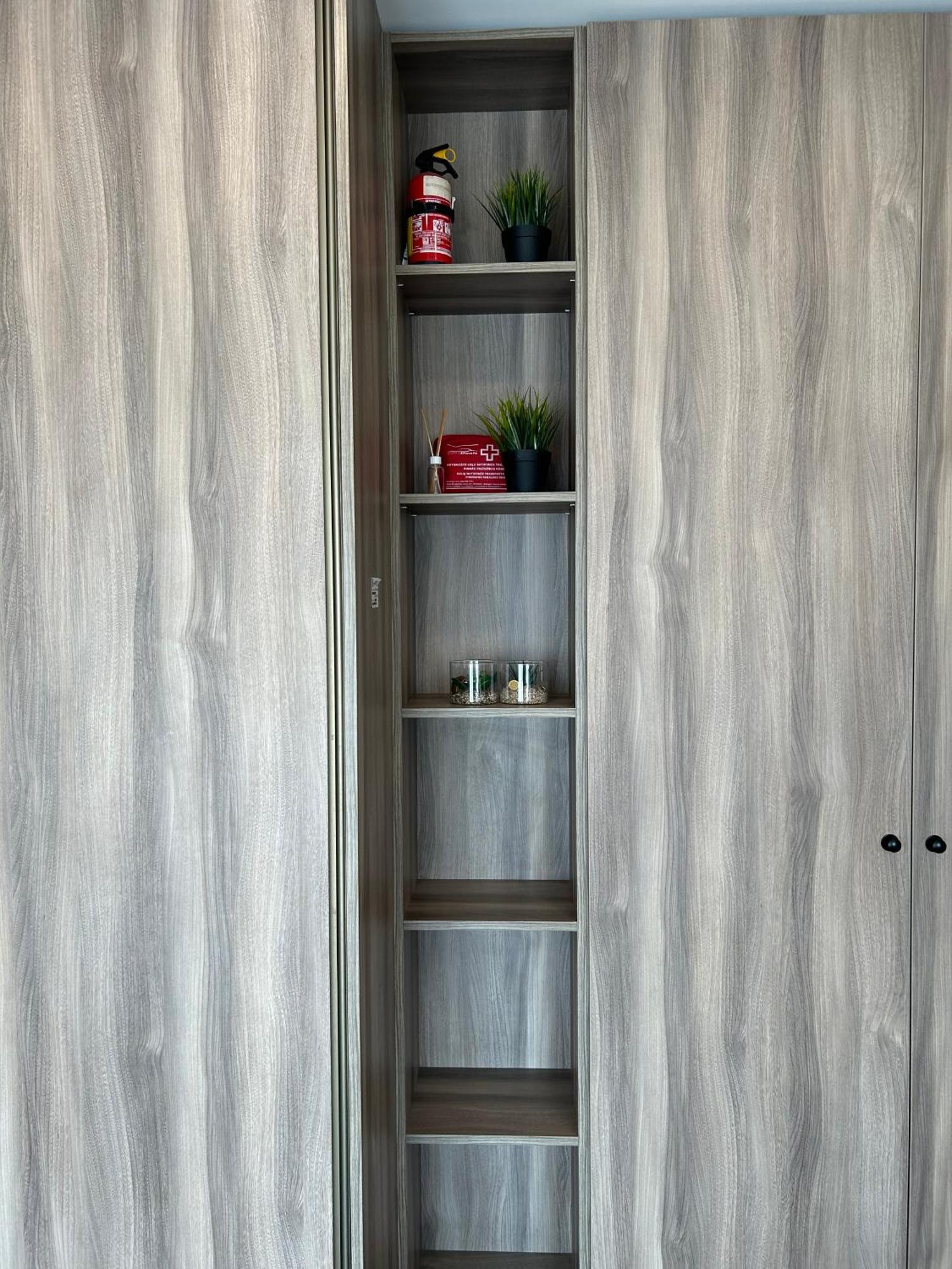 Your Home - Spacious Apartment In City Center, With Balcony & Self Check-In Vilna Exterior foto